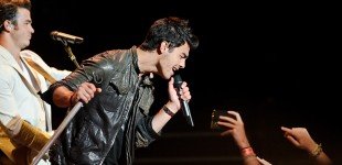Jonas Brothers @ Warner Theater