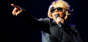 Mary J. Blige @ Jiffy Lube Live