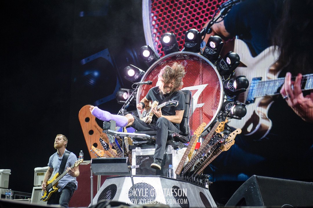 Foo Fighters Perform at the Foo Fighters 20th Anniversary Blowout